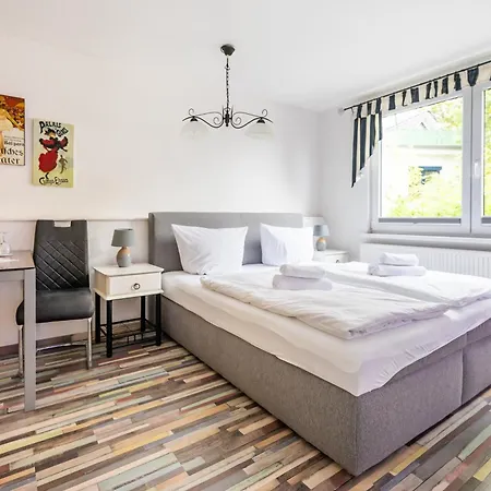 Oma's Kueche & Quartier